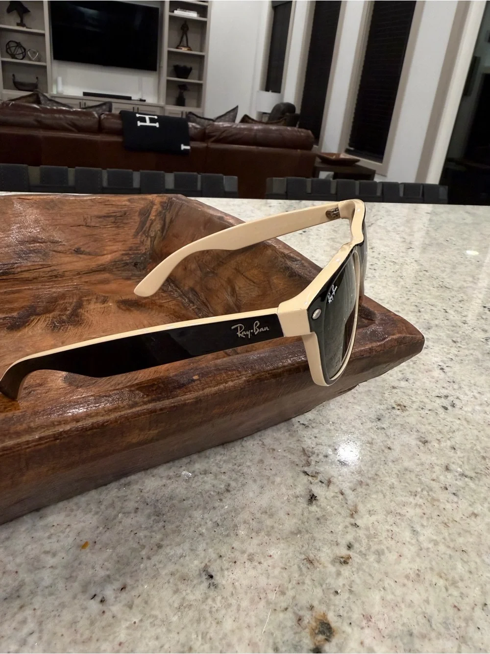 RAY-BAN 0RB2132 NEW WAYFARER